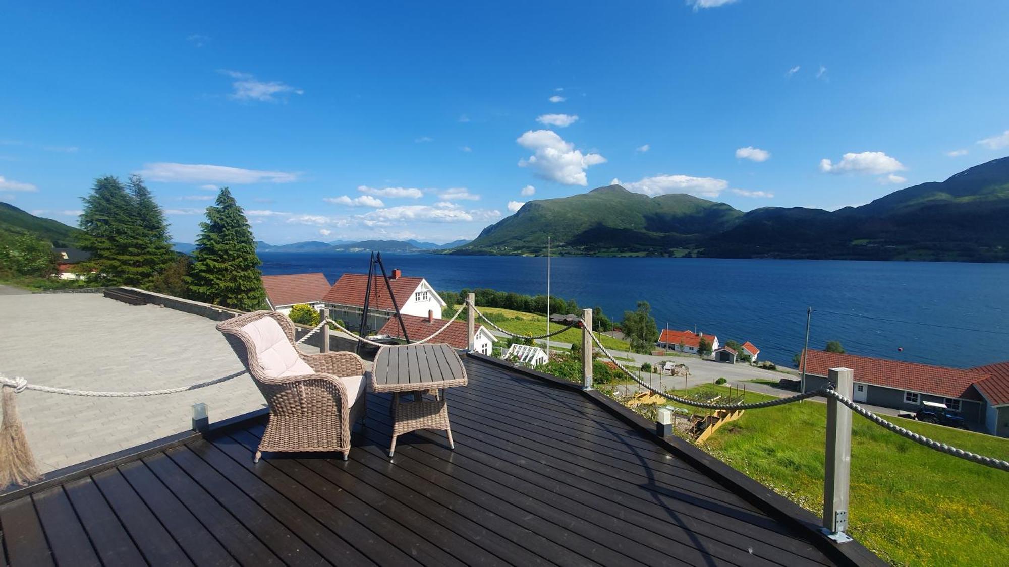 Kvernesfjorden Apartments Steinsgrenda Экстерьер фото