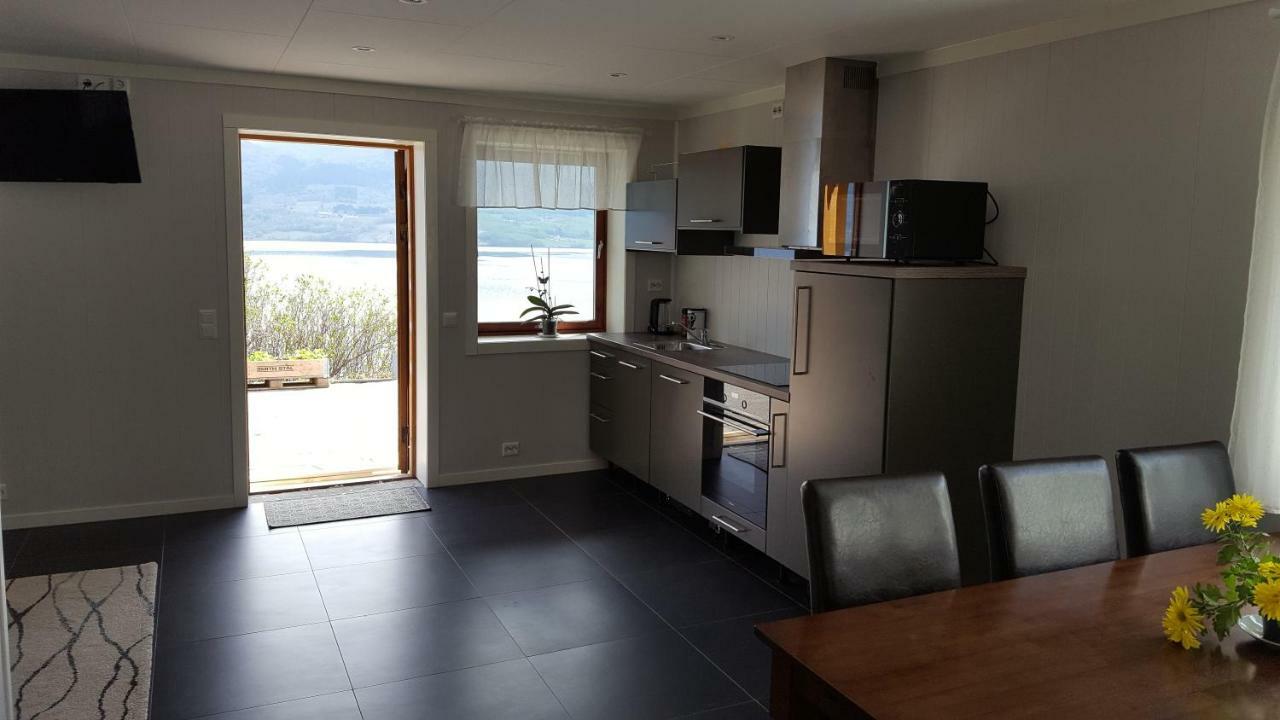 Kvernesfjorden Apartments Steinsgrenda Экстерьер фото