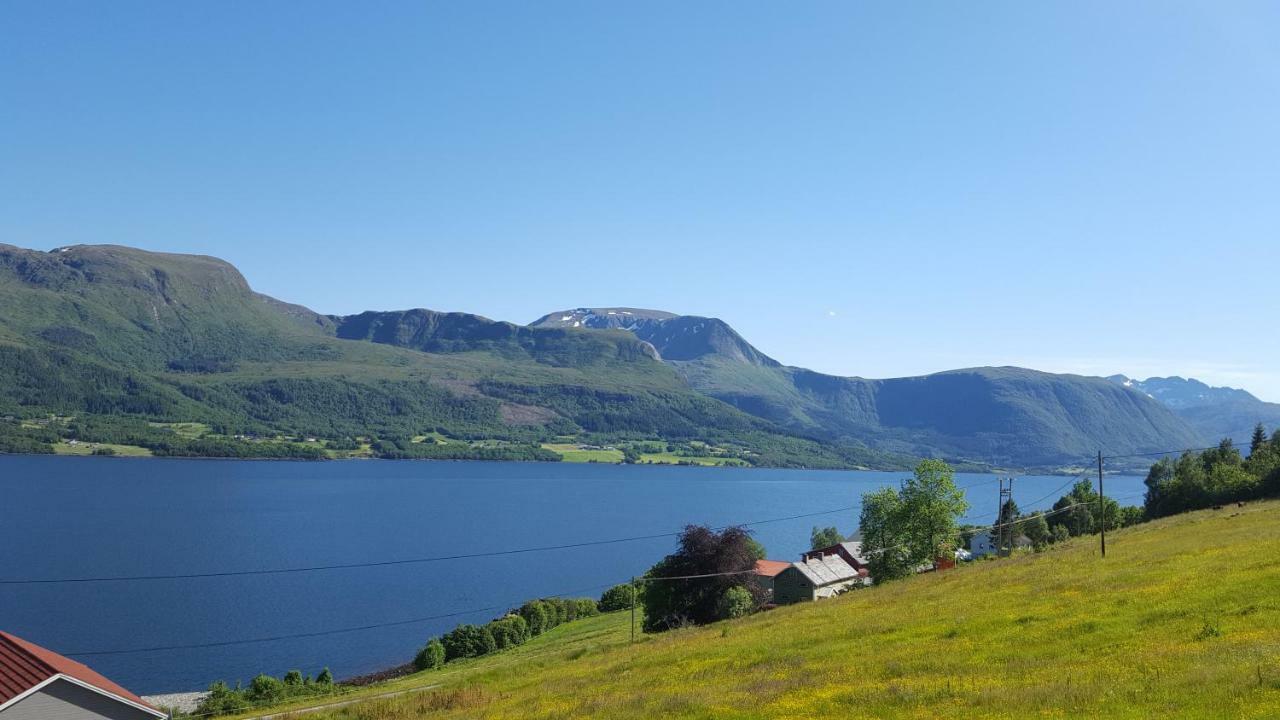 Kvernesfjorden Apartments Steinsgrenda Экстерьер фото